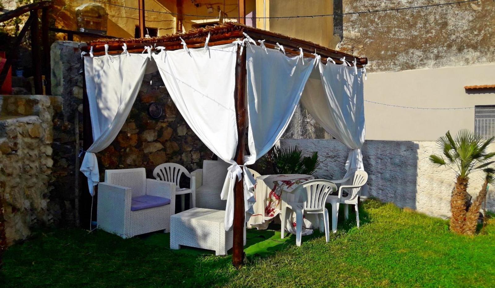 B&B Al Castello Di Lettere Extérieur photo